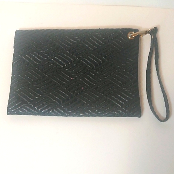 Wristlet - Picture 5 of 6